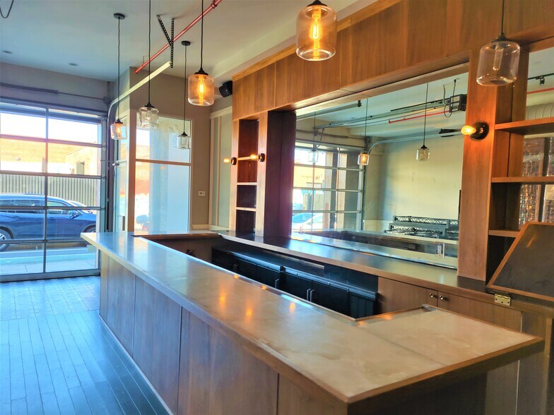More Photos Of 190 N 14th St, Brooklyn Restaurant For Lease