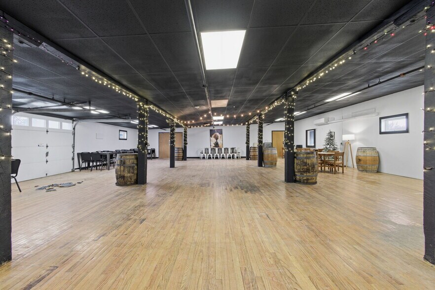 More Photos Of 2 Chapel St, Honesdale Flex For Lease