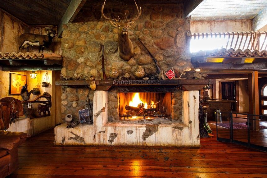 More Photos Of 13500 N Oracle Rd, Tucson Specialty For Sale