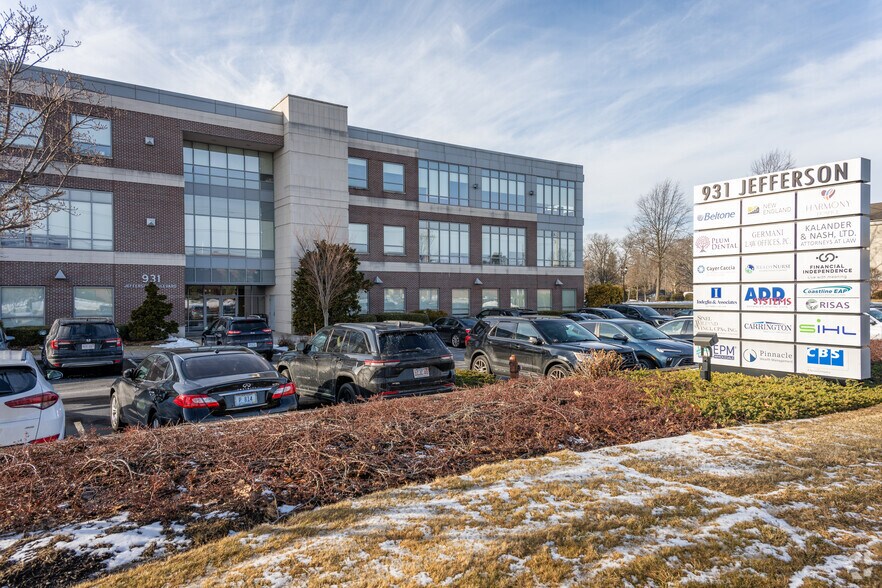 More Photos Of 931 Jefferson Blvd, Warwick Office For Lease