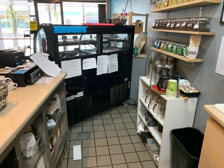 More Photos Of 218-224 State St, Madison Storefront Retail Office For Lease