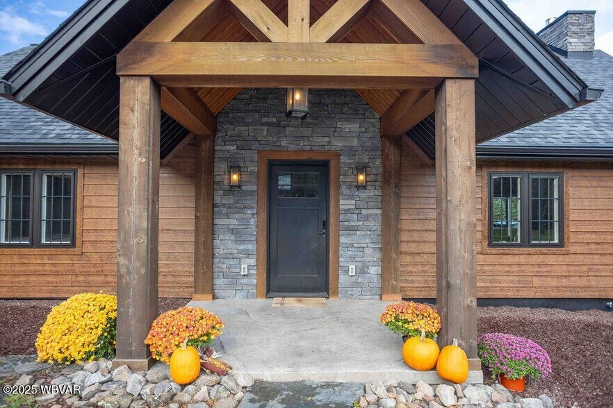 More Photos Of 1382 Bear Mountain Road, Forksville Flex For Sale