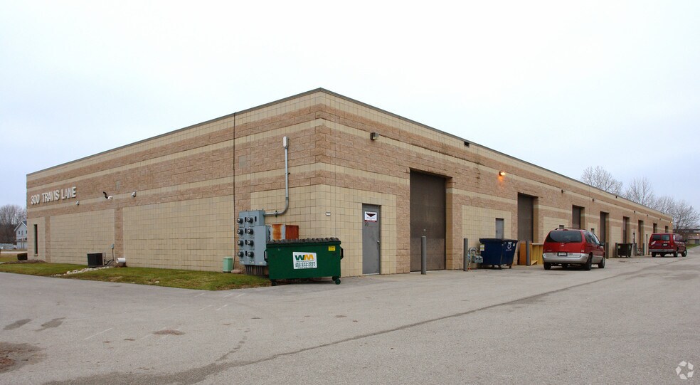 More Photos Of 400 Travis Ln, Waukesha Unknown For Lease