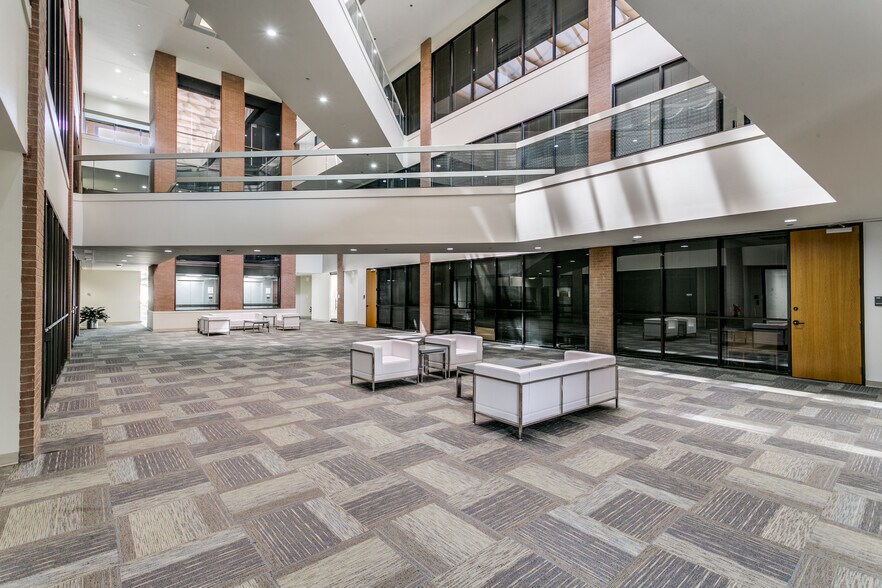 More Photos Of 1400 Corporate Dr, Irving Office For Lease