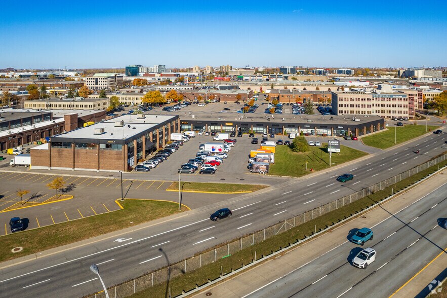 More Photos Of 7451-7499 Rte Transcanadienne, Montréal Warehouse For Lease