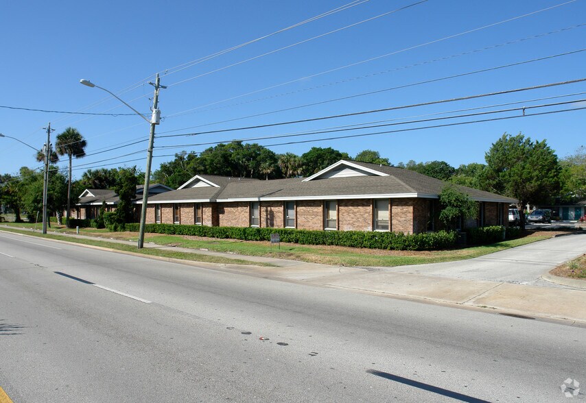 More Photos Of 1326 S Ridgewood Ave, Daytona Beach Office For Lease