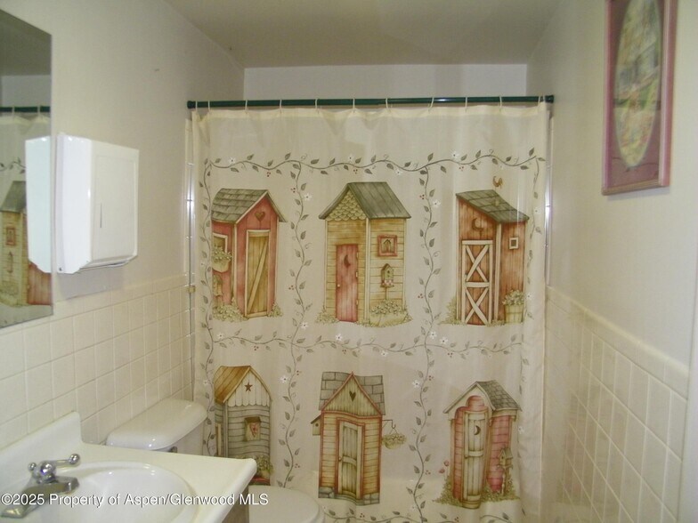 More Photos Of 758 Railroad Ave, Rifle Office For Sale