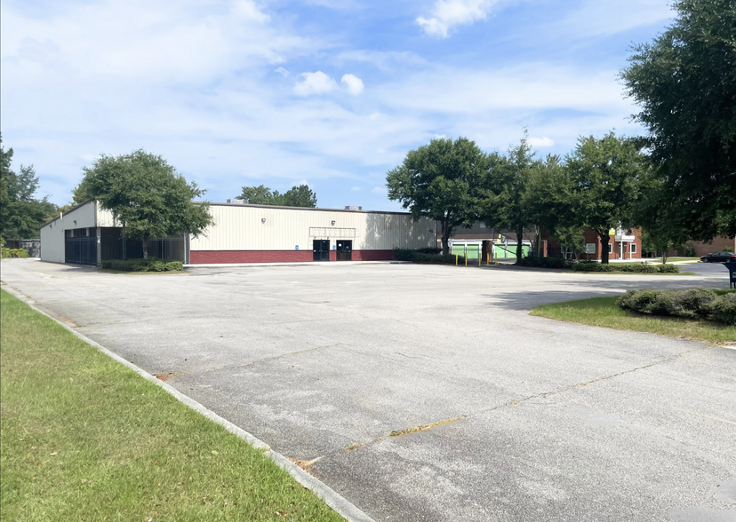 Primary Photo Of 782 A King George Blvd, Savannah Freestanding For Lease