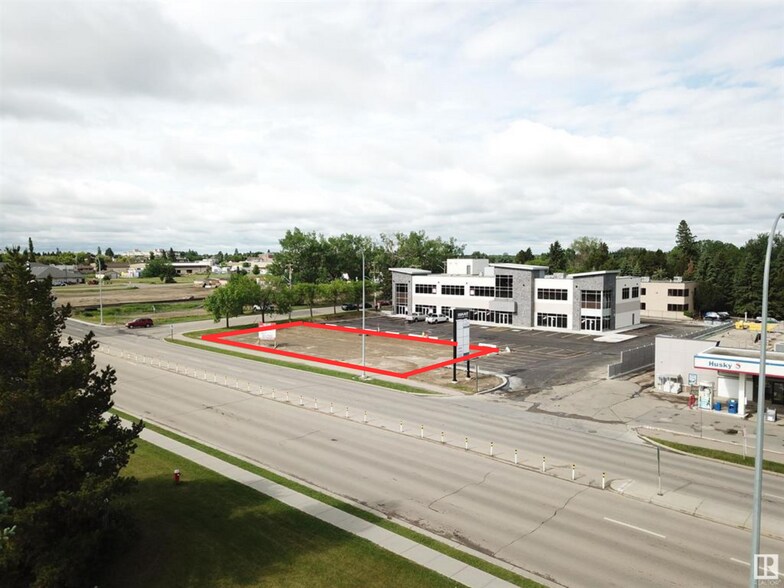 More Photos Of 4620 48 St, Stony Plain Land For Lease
