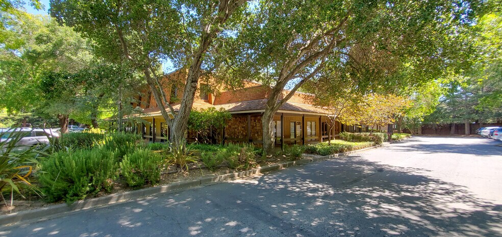 More Photos Of 7 Mount Lassen, San Rafael Office Residential For Lease