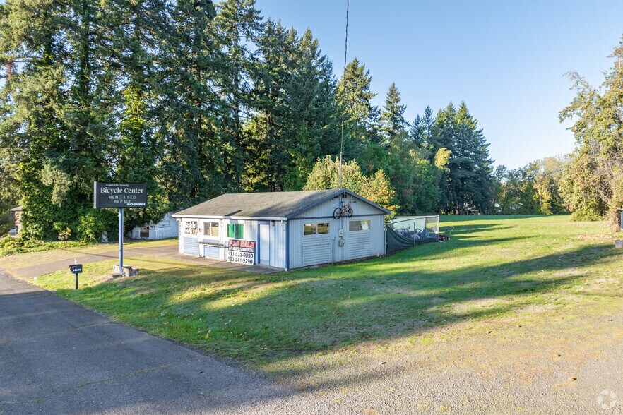 Primary Photo Of 16165 SW Pacific Hwy, Portland Freestanding For Sale