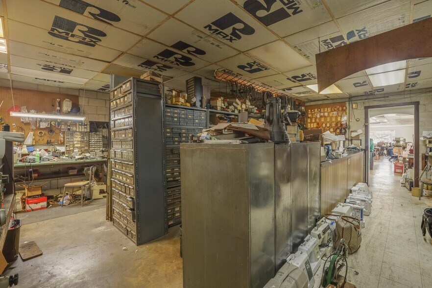 More Photos Of 3378 E Princess Anne Rd, Norfolk Storefront Retail Office For Sale