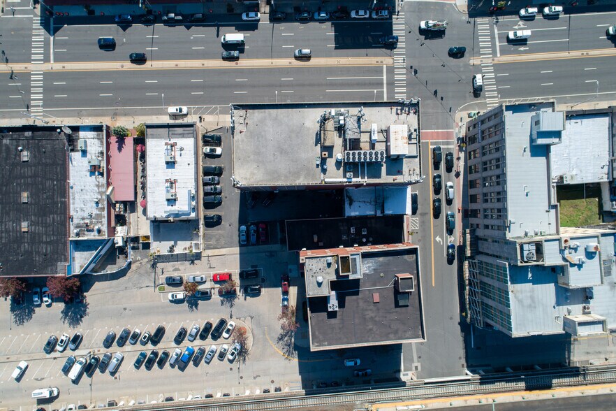 More Photos Of 53 N Park Ave, Rockville Centre Office For Lease