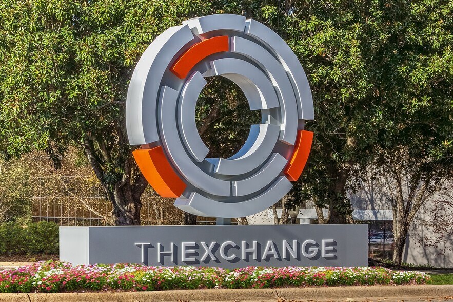 More Photos Of 5350 77 Center Dr, Charlotte Office For Lease