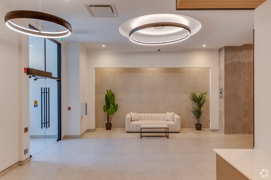 More Photos Of 613 Constance Av, Esquimalt Apartments For Lease