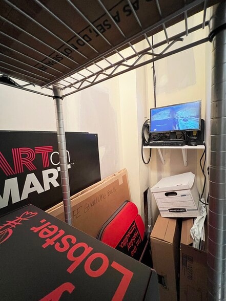 More Photos Of 1419 W Belmont Ave, Chicago Storefront Retail Residential For Lease