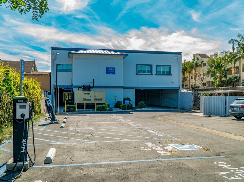More Photos Of 4223 E Anaheim St, Long Beach Medical For Sale