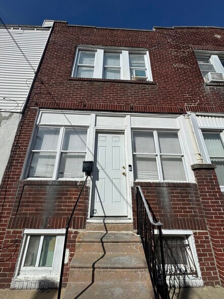 More Photos Of , Philadelphia Unknown For Sale