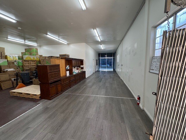More Photos Of 1451-1453 Malvern Ave, Los Angeles Warehouse For Sale