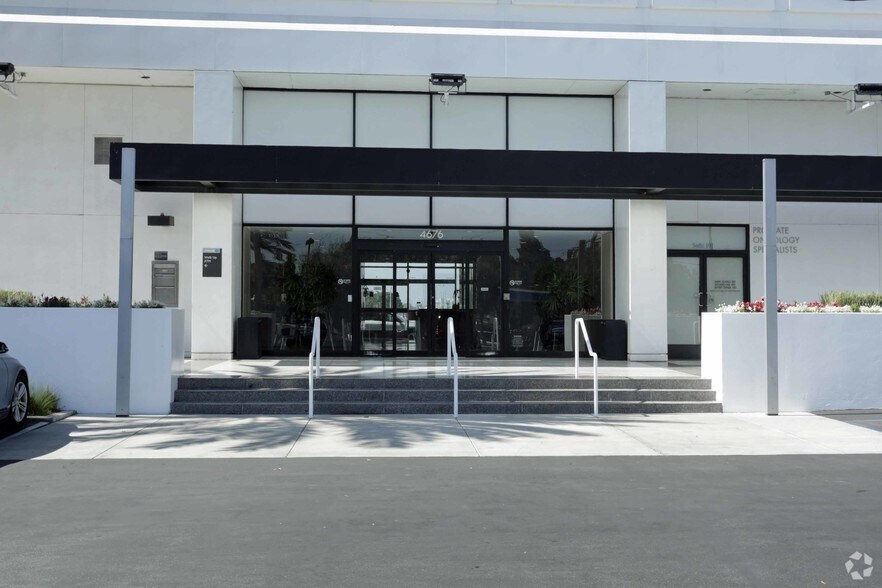 More Photos Of 4676 Admiralty Way, Marina Del Rey Coworking Space