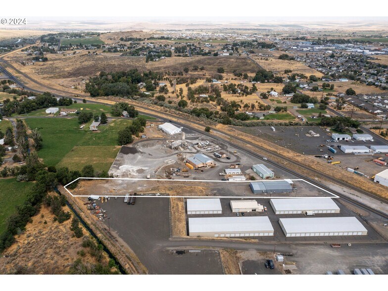 More Photos Of 1845 N 1st Pl, Hermiston Warehouse For Sale