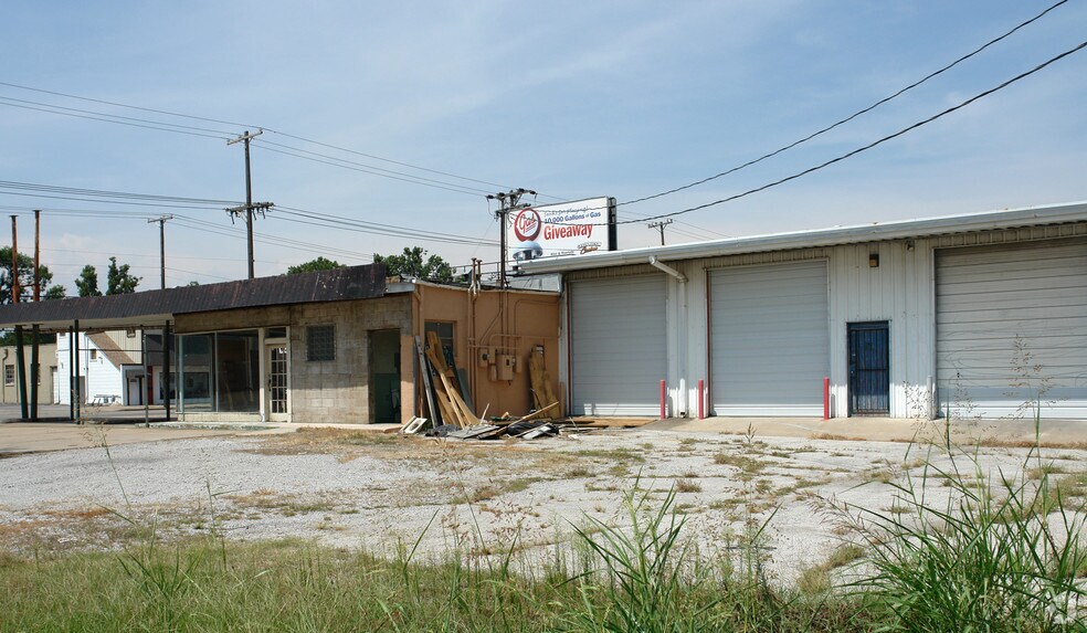 More Photos Of 4225 S Peoria Ave, Tulsa Auto Repair For Sale