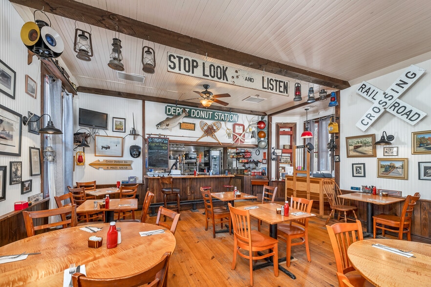More Photos Of 79 Main St, Center Ossipee Restaurant For Sale