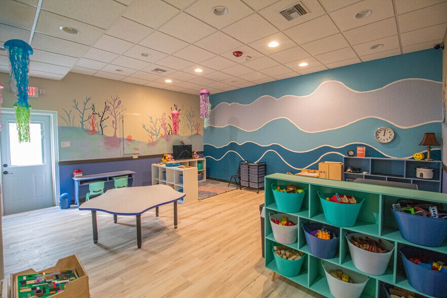 More Photos Of 17162 Toledo Blade Blvd, Port Charlotte Medical For Sale