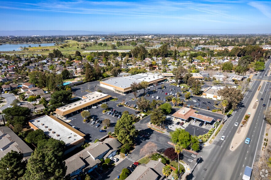 More Photos Of 39981-40055 Mission Blvd, Fremont Freestanding For Sale