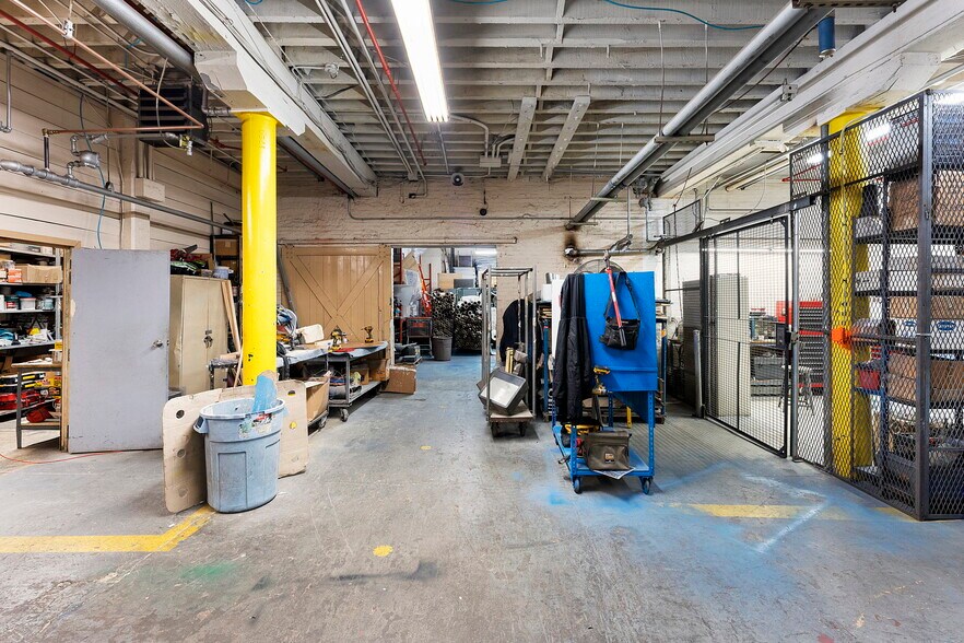 More Photos Of 100-118 John F Kennedy Dr N, Bloomfield Warehouse For Lease