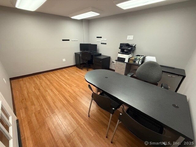 More Photos Of 3850 Main St, Bridgeport Office For Lease