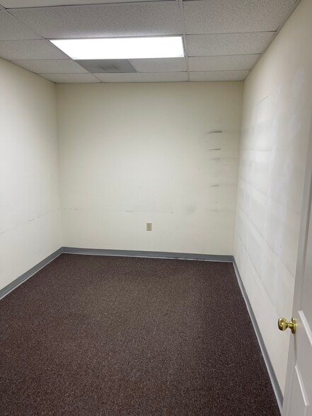 More Photos Of 2536 Carrollton Villa Rica Hwy, Carrollton Office For Lease