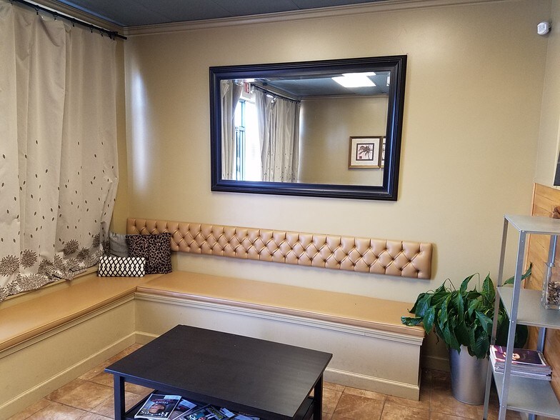 More Photos Of 20449-20481 Schaefer Hwy, Detroit Unknown For Lease