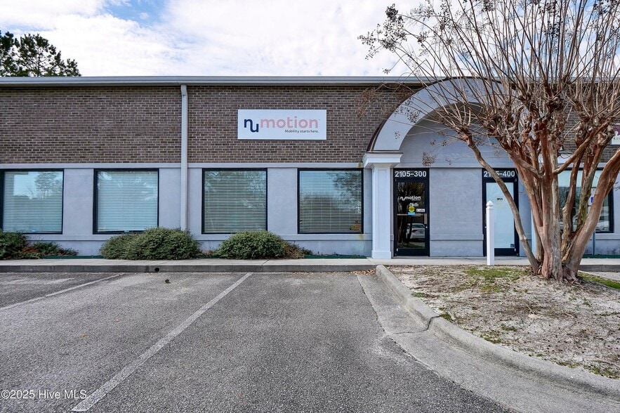 More Photos Of 2105 Capital Dr, Wilmington Warehouse For Lease
