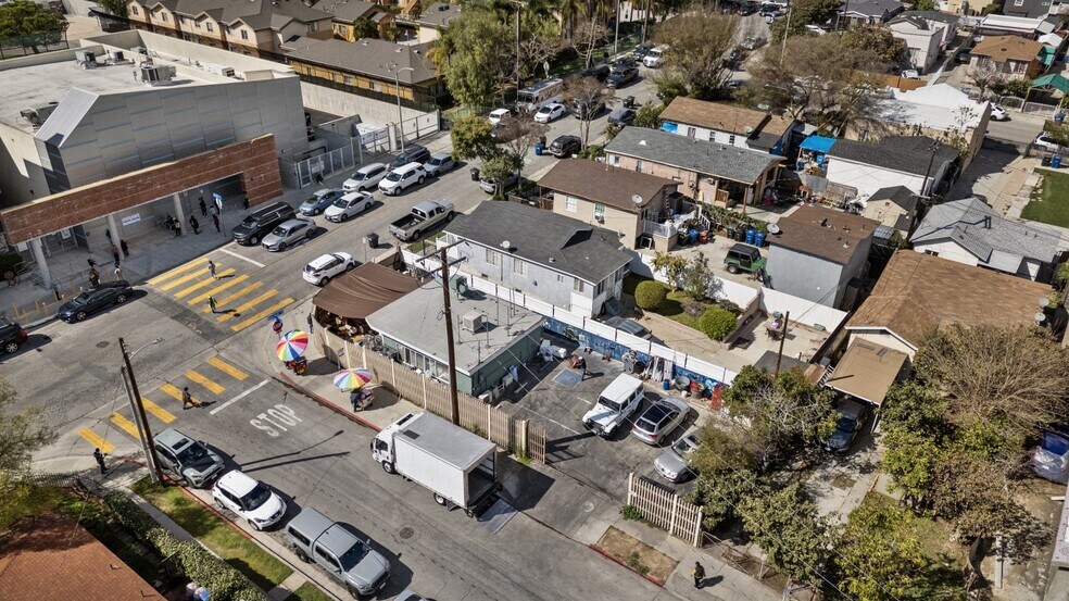 More Photos Of 920 N Bonnie Beach Pl, Los Angeles Freestanding For Sale