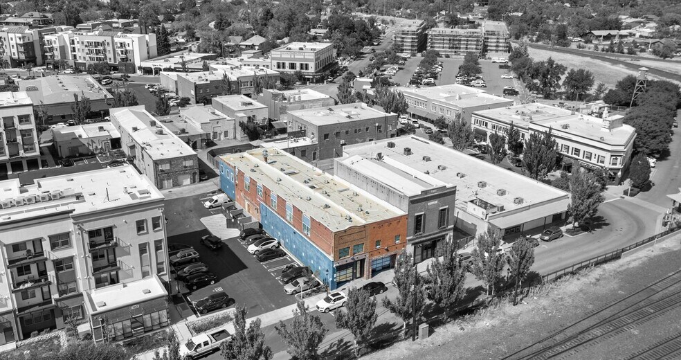 More Photos Of 112 Pacific St, Roseville Apartments For Lease