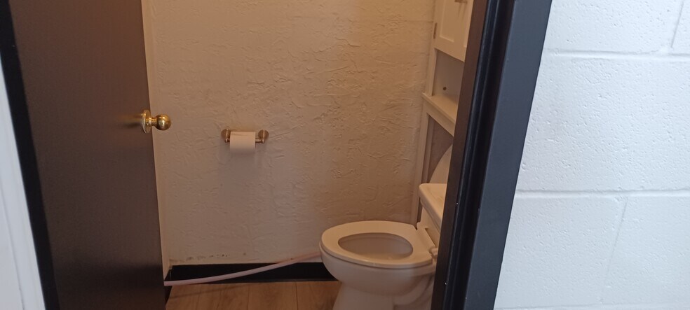 More Photos Of 2623 Lebanon Pike, Nashville Medical For Lease