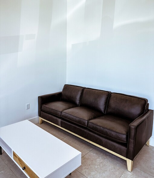 More Photos Of 10718 S Beckstead Ln, South Jordan Coworking Space