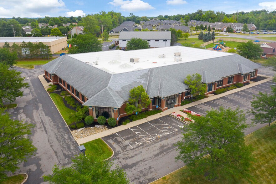 More Photos Of 10567 Sawmill Pky, Powell Office For Lease
