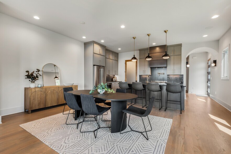 More Photos Of 2118 C-D Cliff dr, Nashville Apartments For Sale