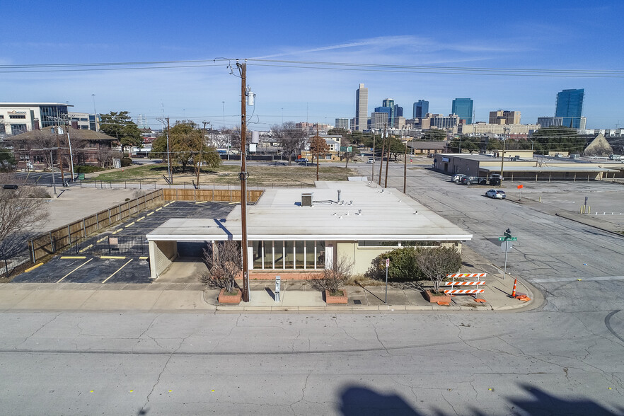 Primary Photo Of 1100 W Cannon St, Fort Worth Medical For Lease