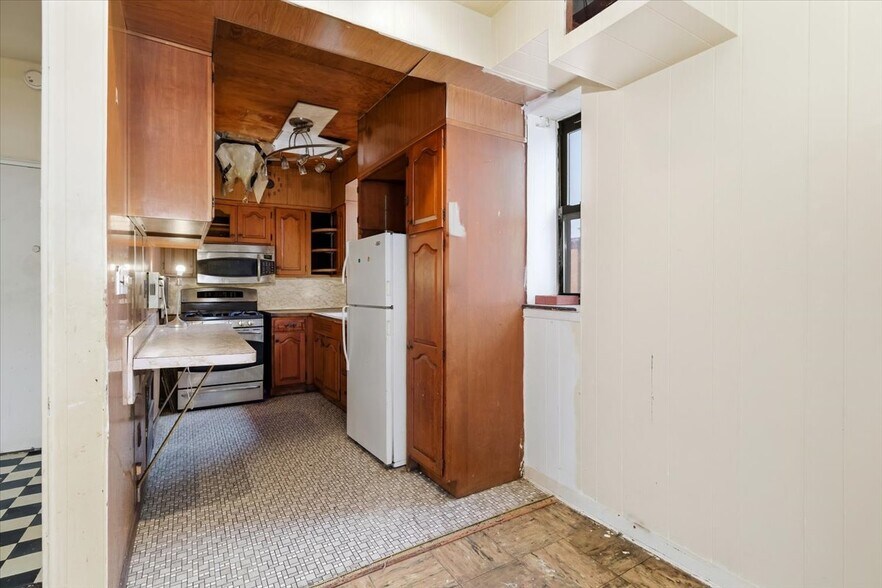 More Photos Of 200 W 139th St, New York Apartments For Sale