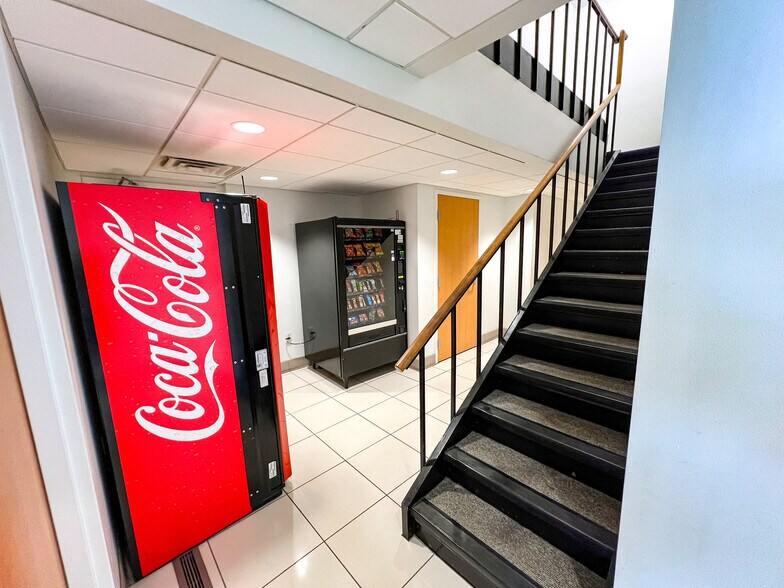 More Photos Of 3205 W Wall St, Midland Auto Dealership For Sale