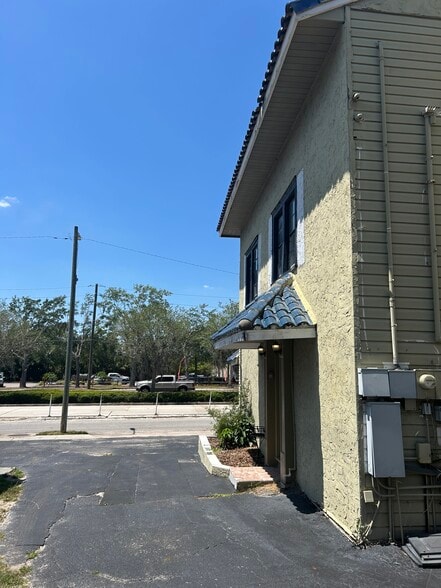 More Photos Of 1620 S Orlando Ave, Maitland Freestanding For Lease