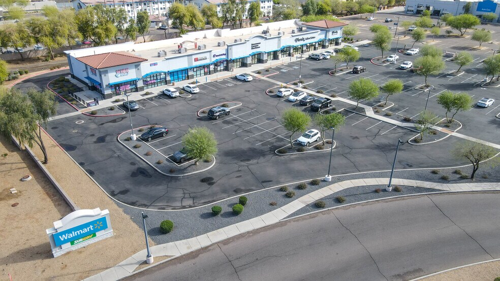 More Photos Of 1903 S Country Club Dr, Mesa Freestanding For Lease