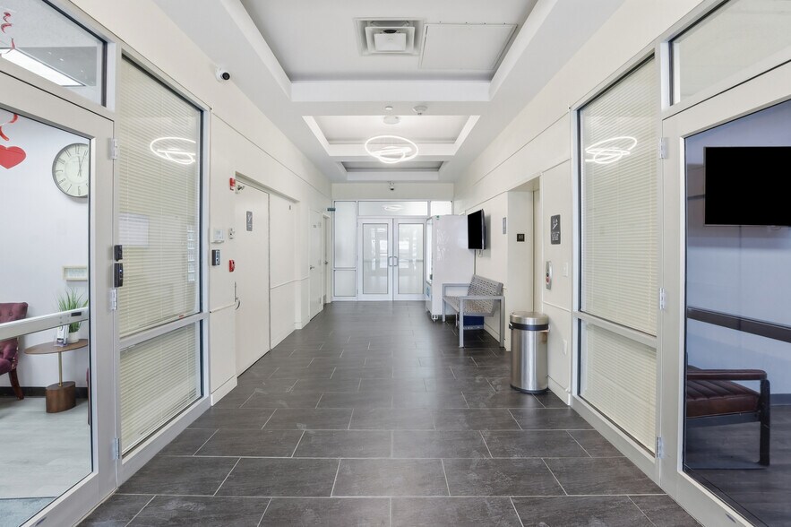 More Photos Of 2925 Lord Baltimore Dr, Windsor Mill Medical For Lease