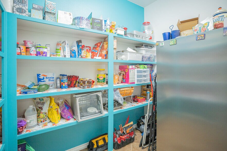 More Photos Of 455 Division St, Fairbanks Specialty For Sale