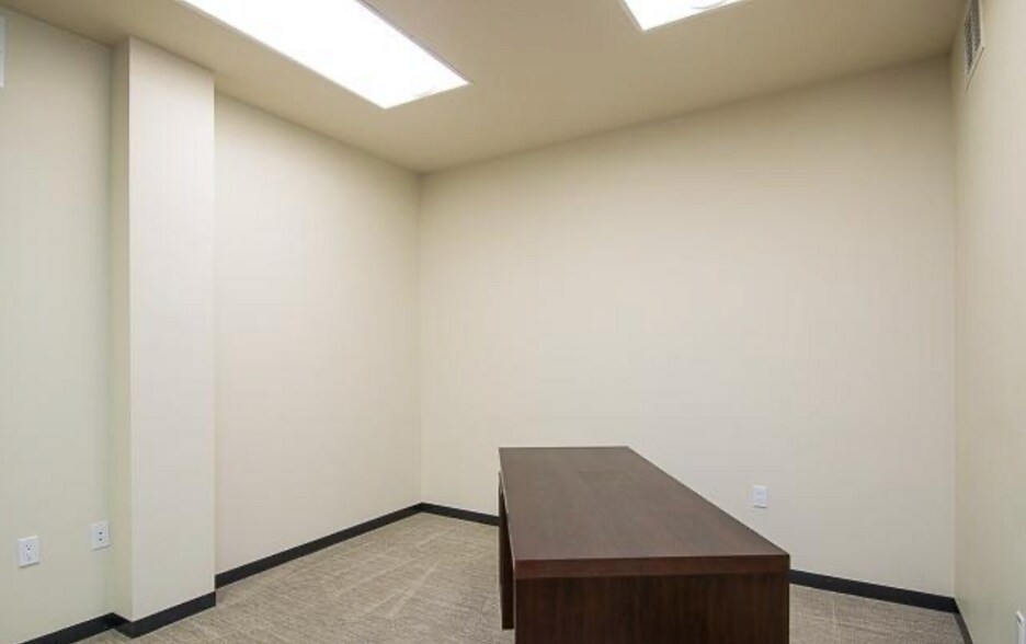 More Photos Of 625 E Main St, Aspen Office For Sale