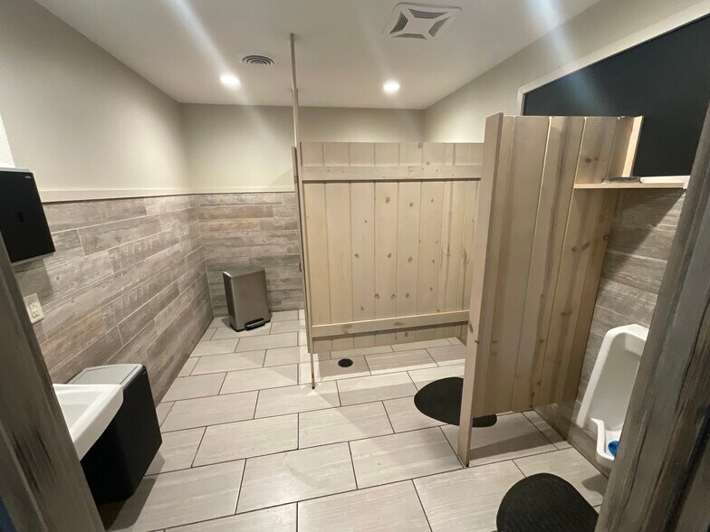 More Photos Of 38135 Salem Unity Rd, Salem Restaurant For Sale