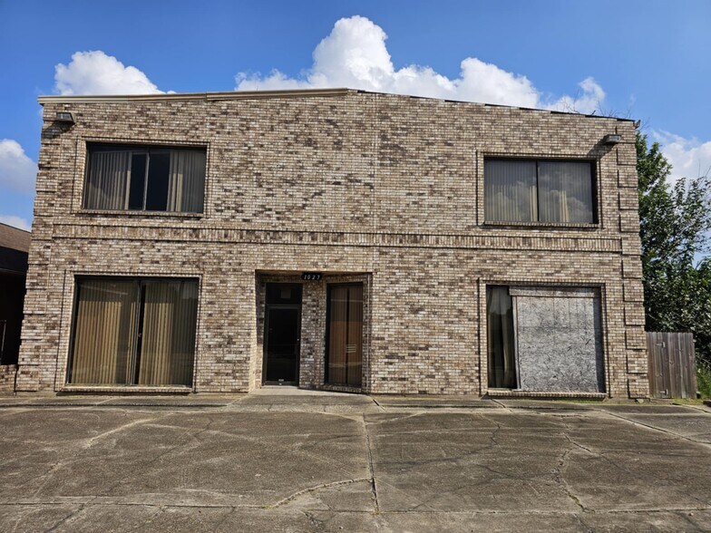 More Photos Of 1027 Main St, Pasadena Medical For Sale